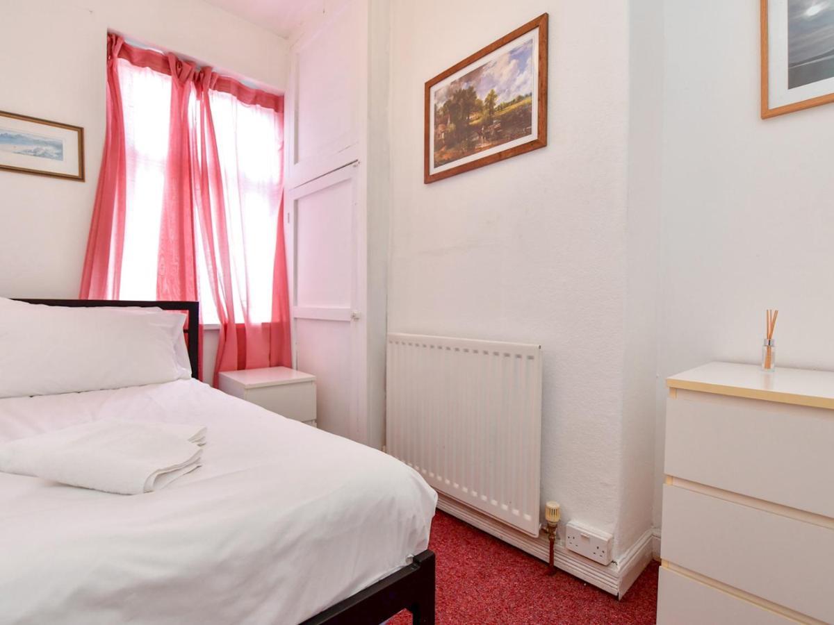 Pass The Keys Perfectly Located 3 Bed Home Close To The City Cardiff Ngoại thất bức ảnh